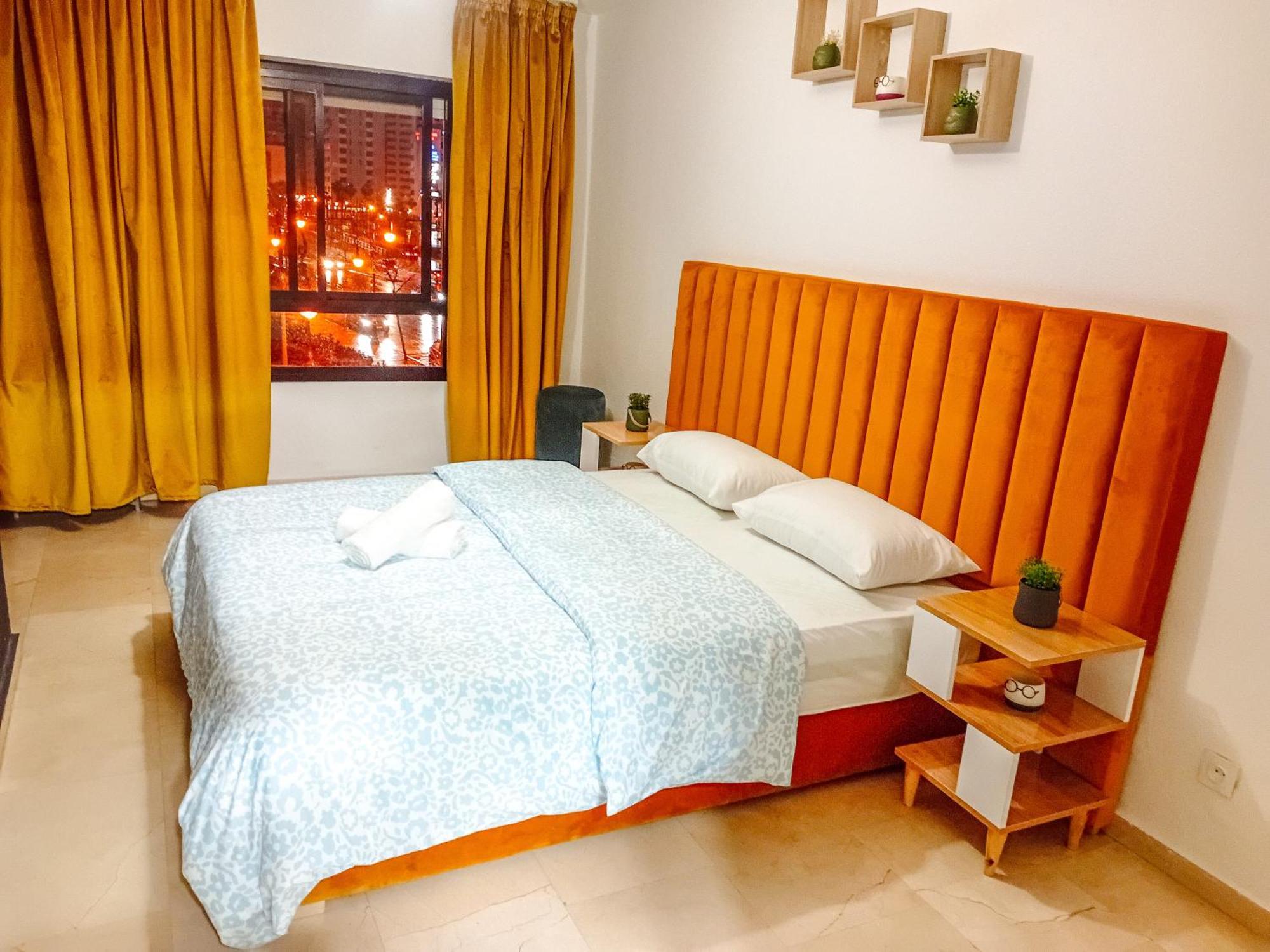 Cozy And Fully Equipped For Comfort And Luxury, Near The Train Station And Facing Hilton Air Conditioner