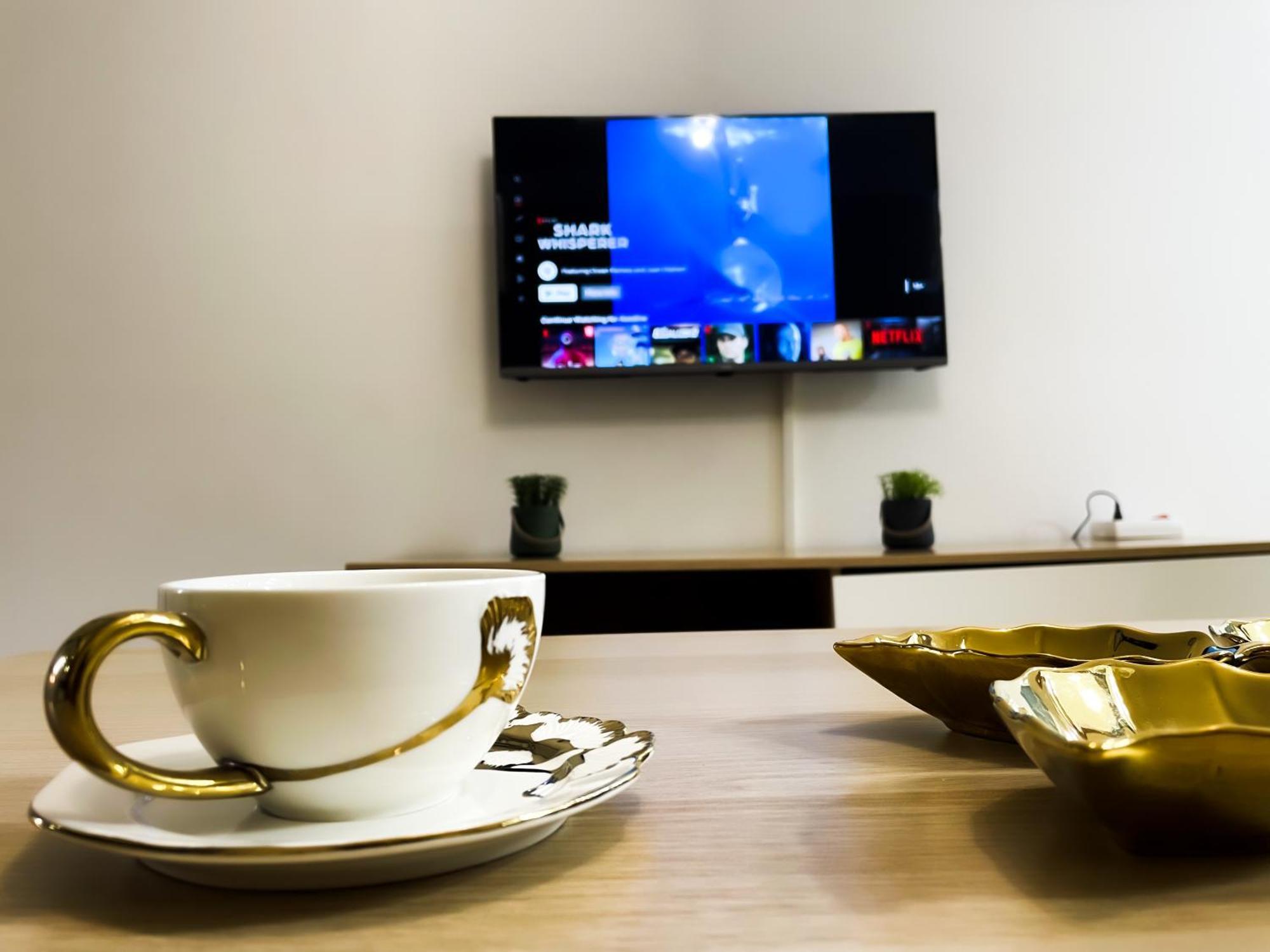 Cozy And Fully Equipped For Comfort And Luxury, Near The Train Station And Facing Hilton Air Conditioner Tangier
